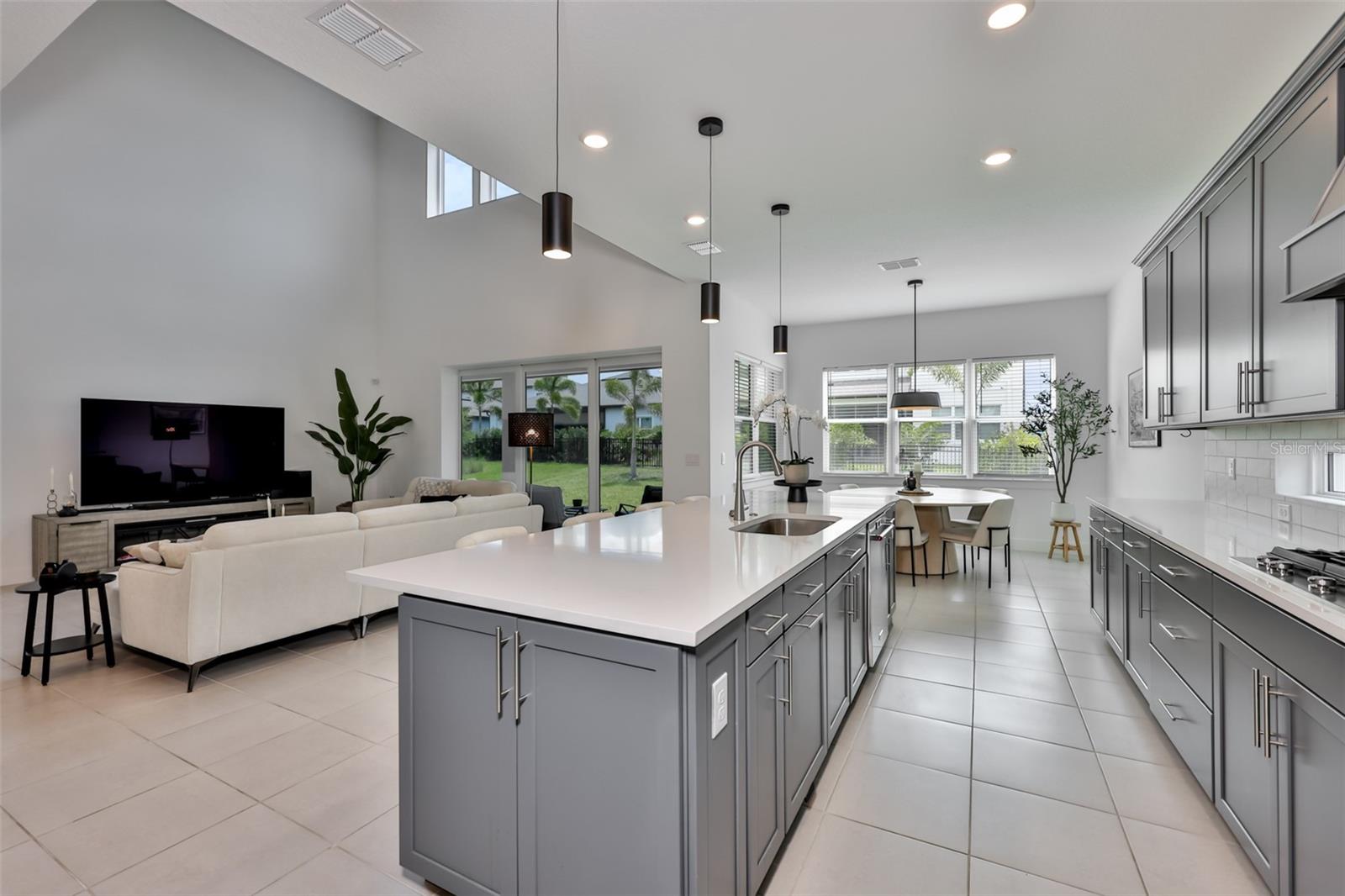 6107 GOLDEN BEACH DR — photo 13