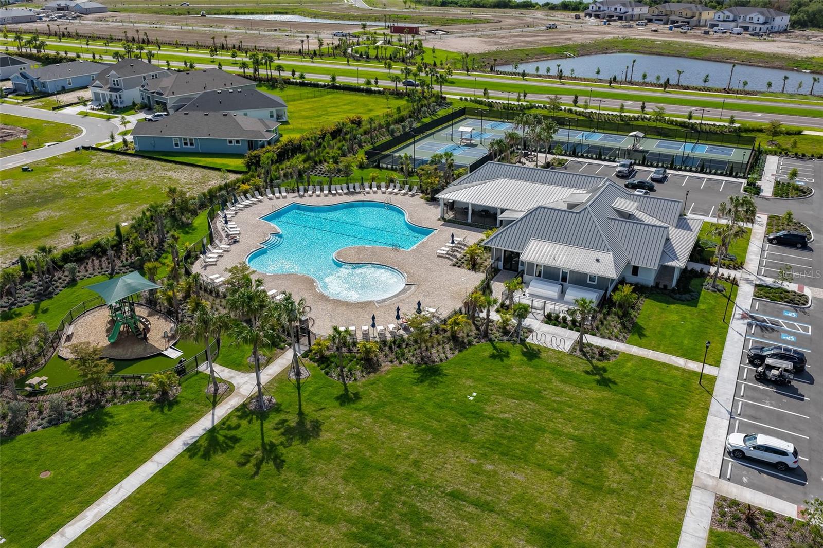 6107 GOLDEN BEACH DR — photo 92