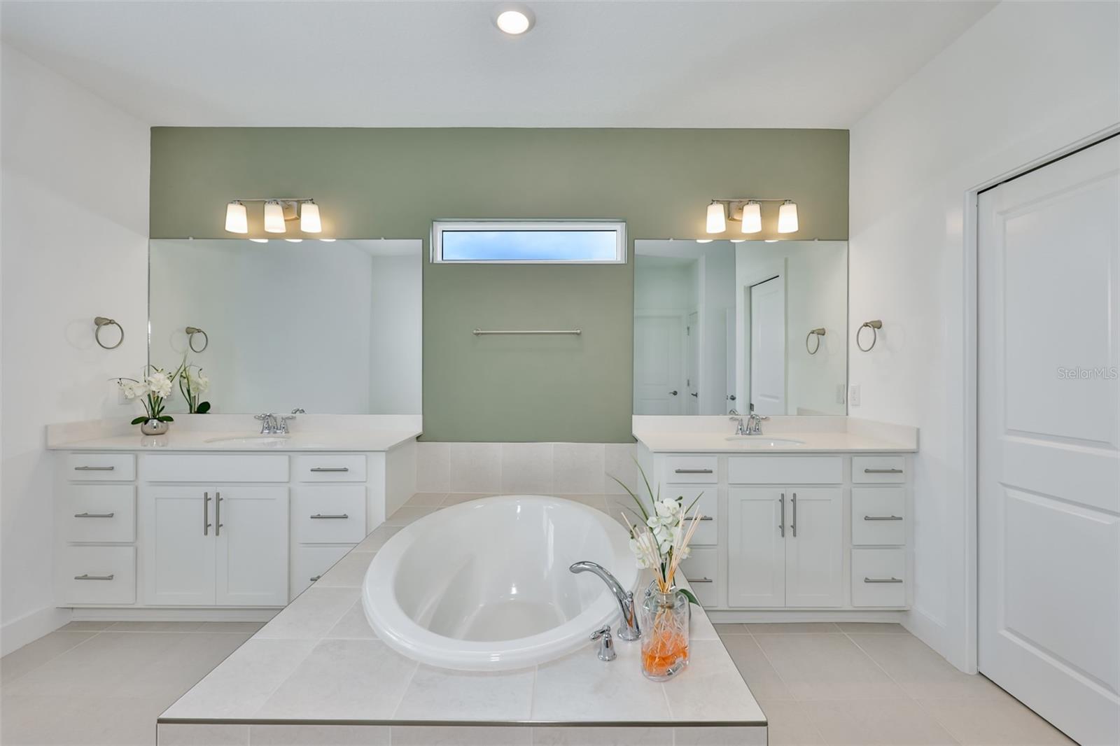6107 GOLDEN BEACH DR — photo 37