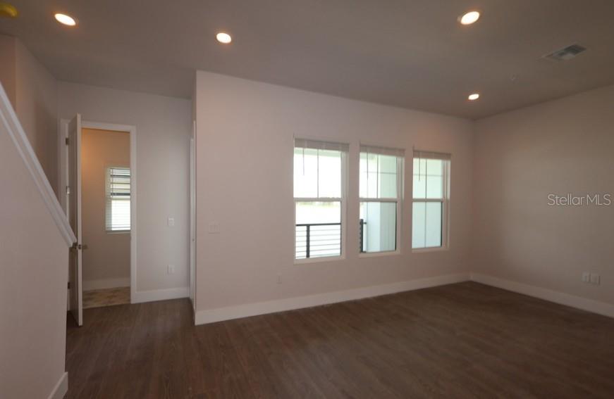1658 SPRINGWELL LN — photo 10