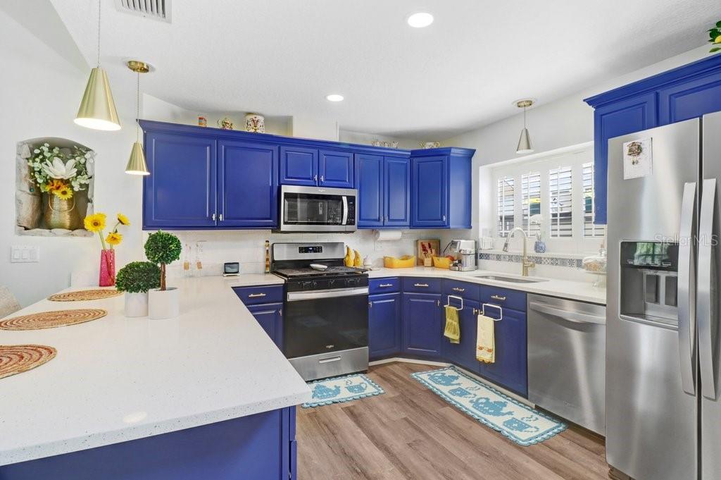 6049 GENTLE BEN CIR — photo 4