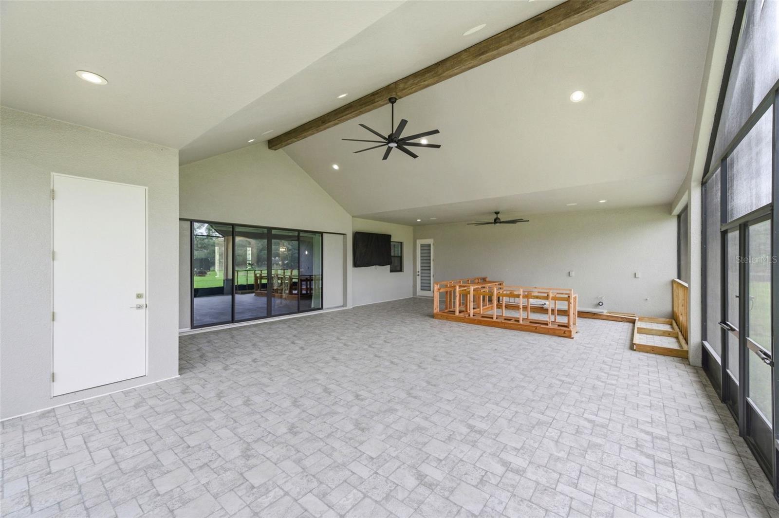 37904 TRILBY RD — photo 69
