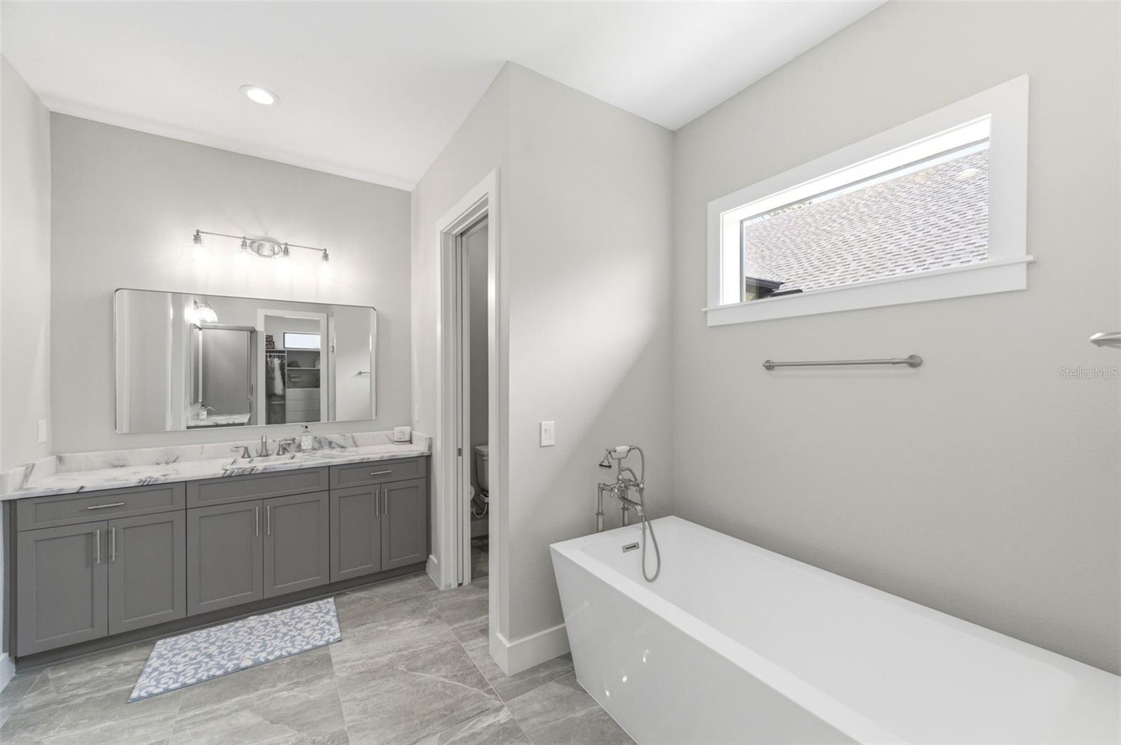 37904 TRILBY RD — photo 47