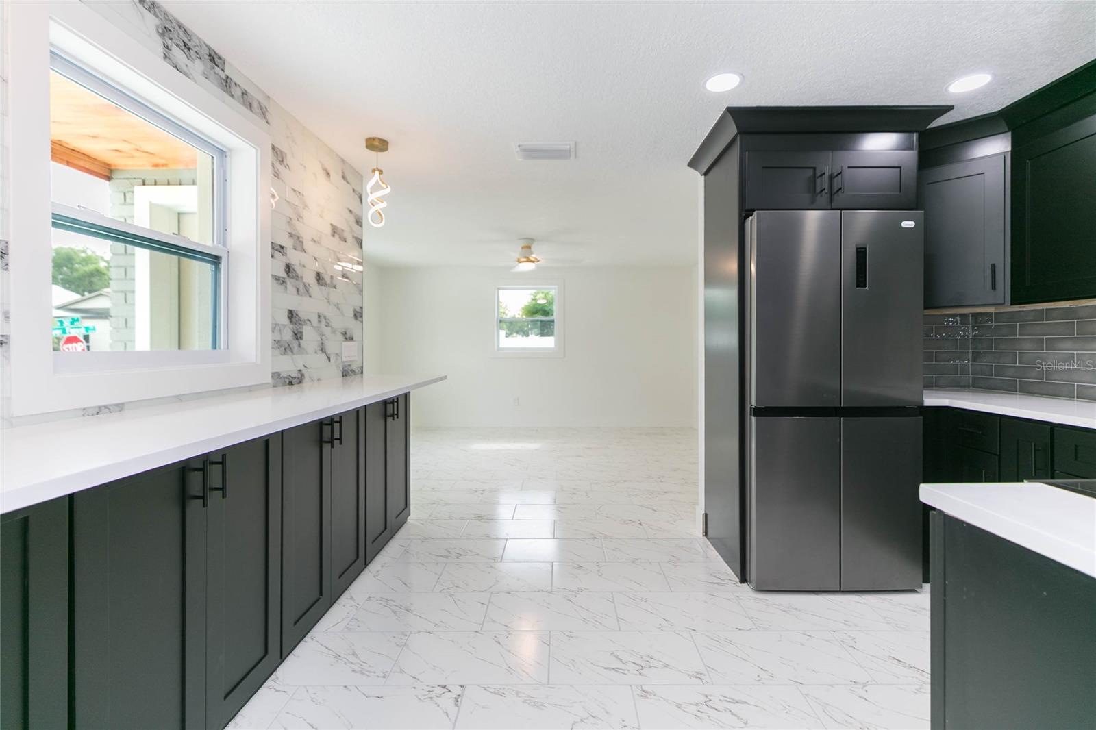 8723 N RIVER FOREST CIR — photo 8