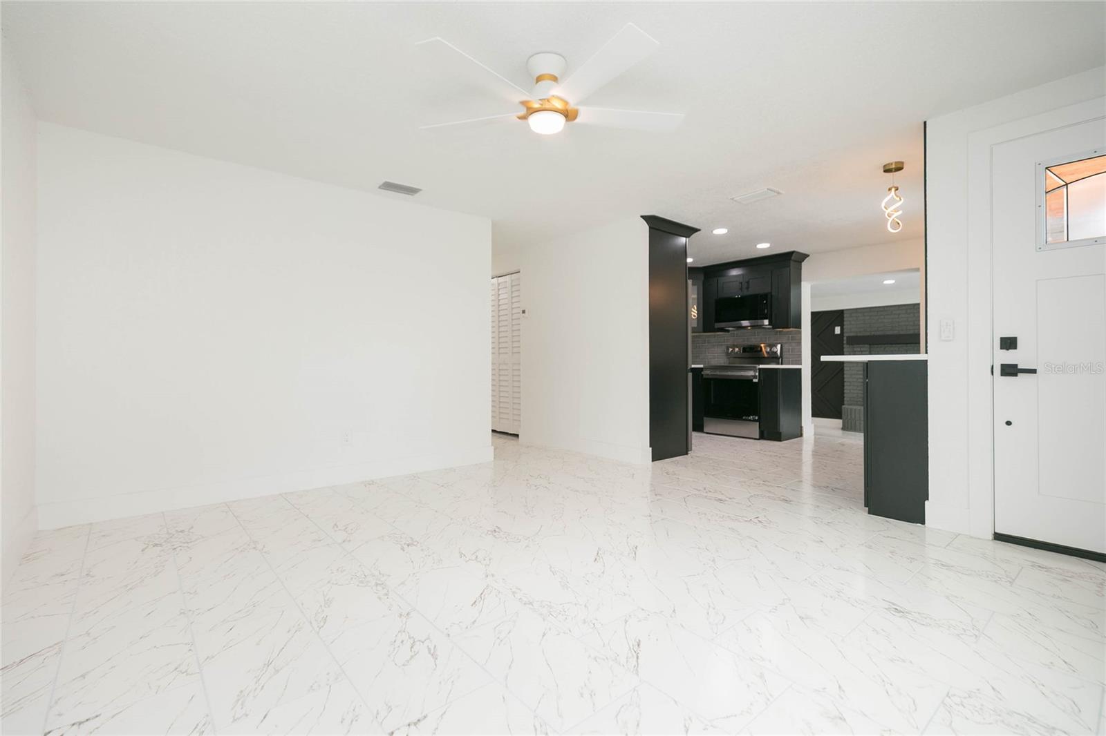 8723 N RIVER FOREST CIR — photo 5