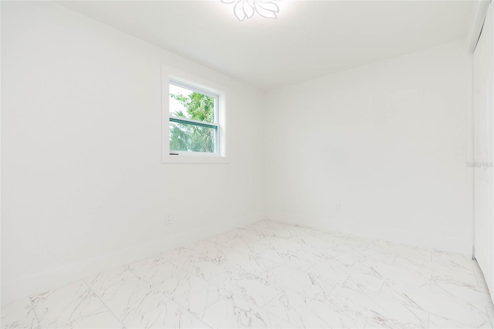 8723 N RIVER FOREST CIR — photo 20