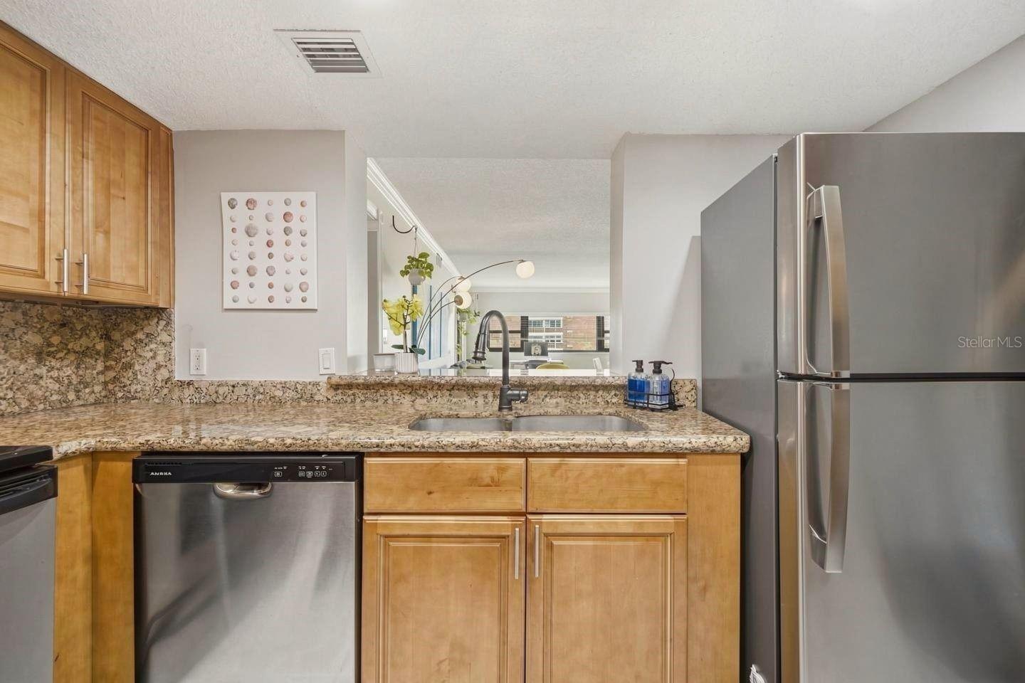 4141 BAYSHORE BLVD #706 — photo 5