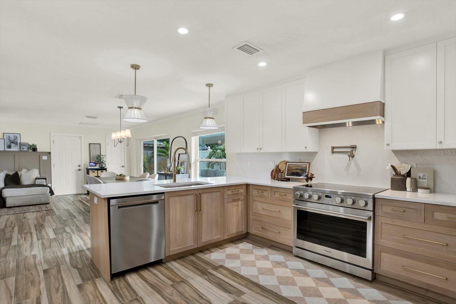 1308 MARION DR S — photo 13