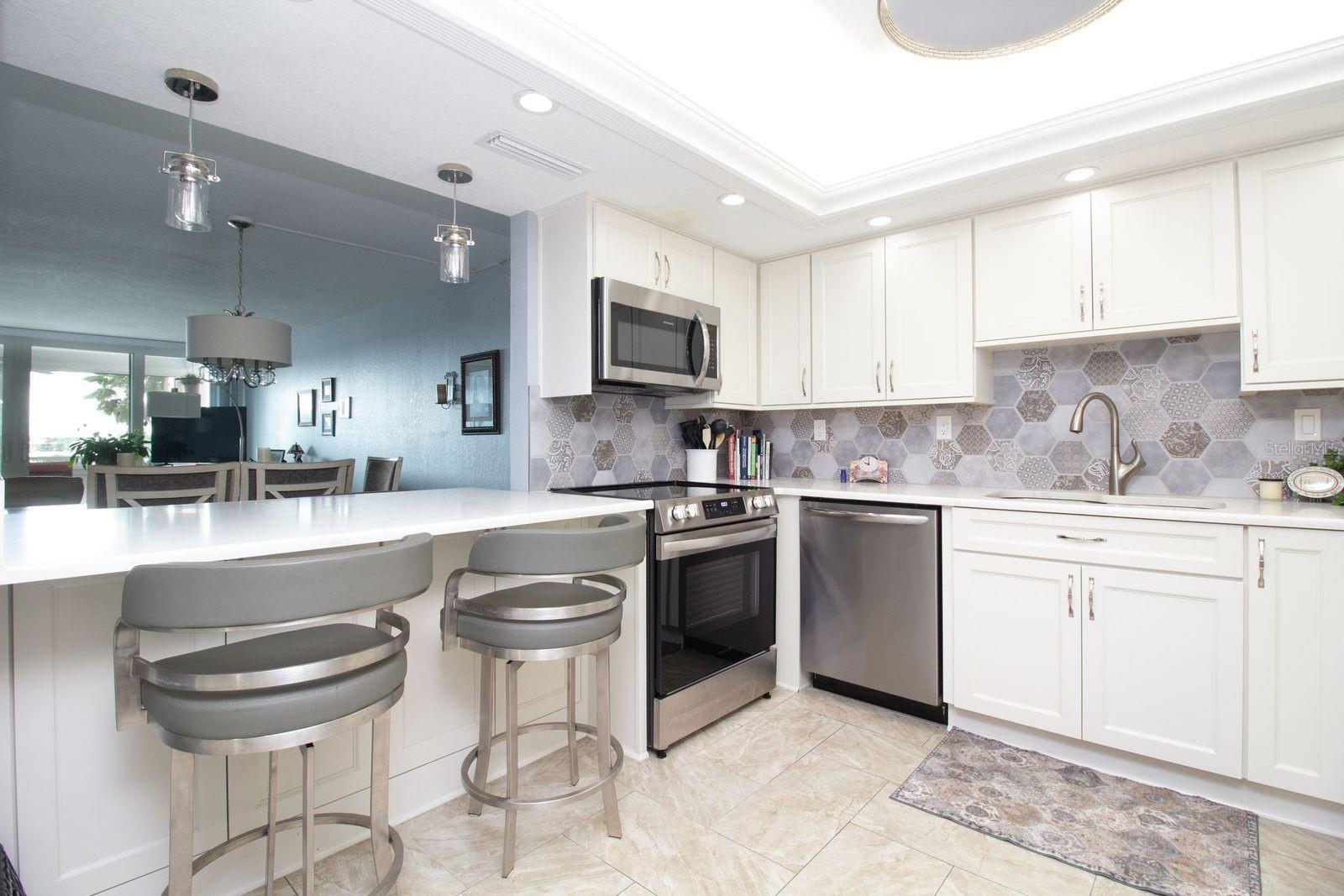 17920 GULF BLVD #301 — photo 9