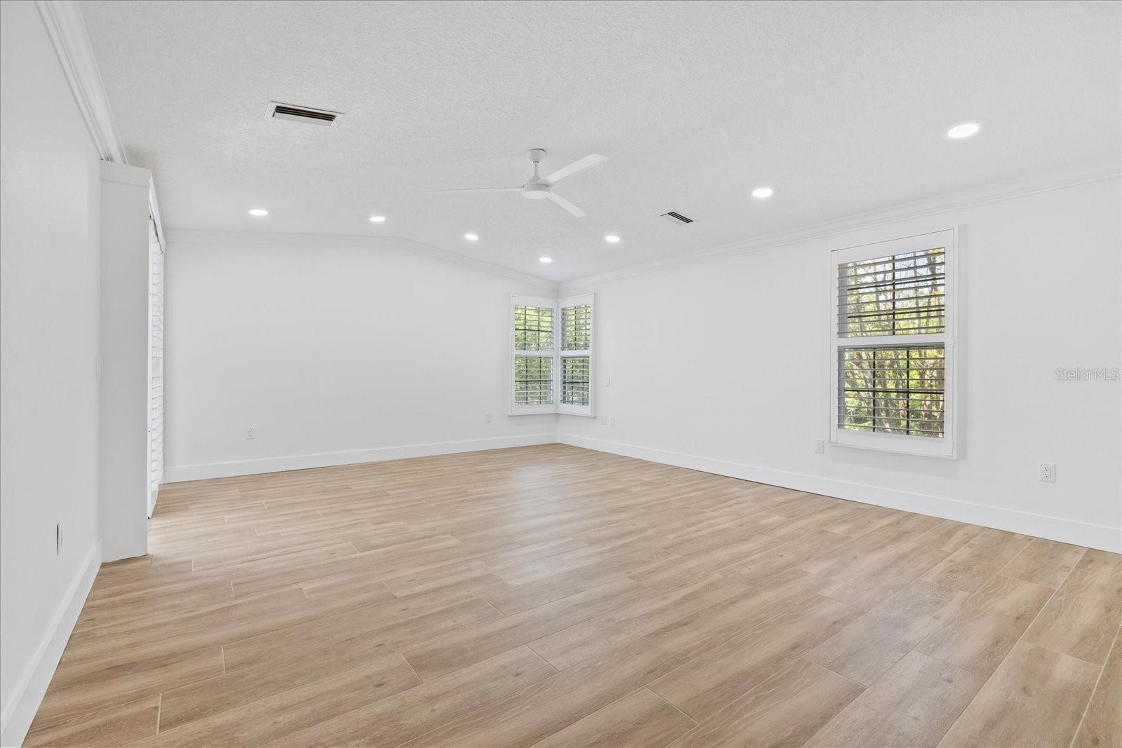 5623 HULL CT — photo 24