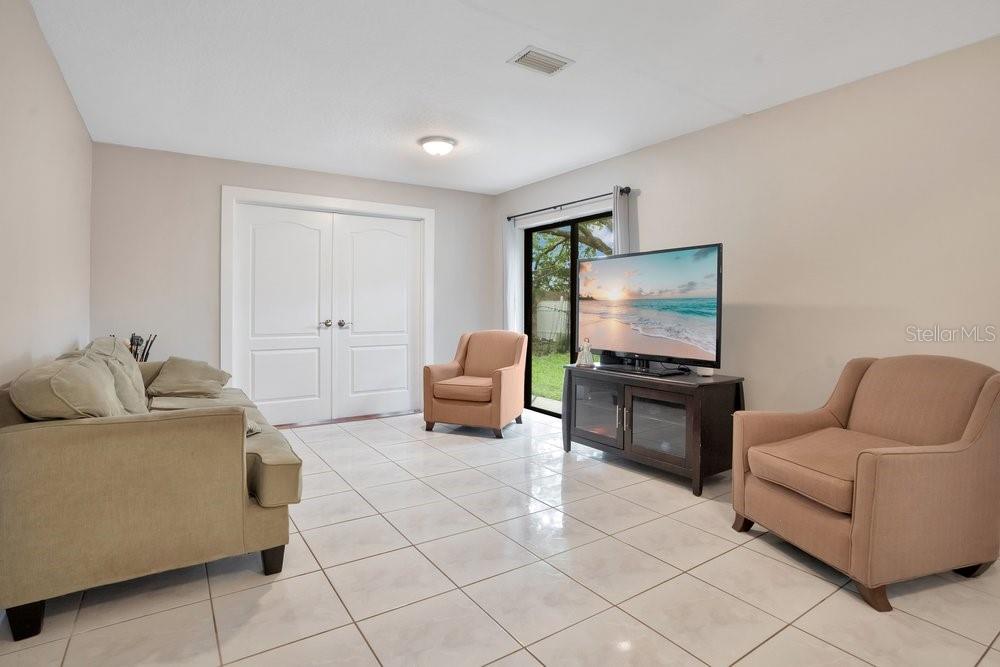 5533 PENTAIL CIR — photo 12