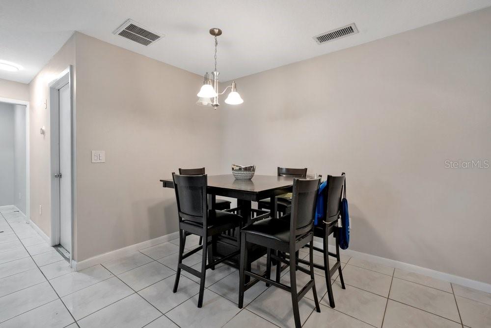 5533 PENTAIL CIR — photo 13