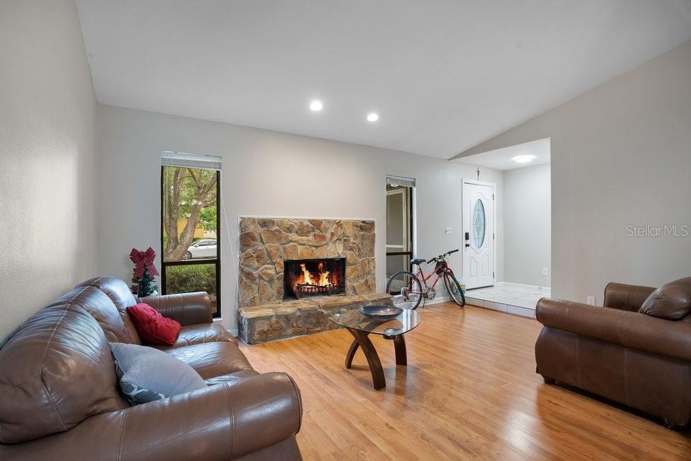 5533 PENTAIL CIR — photo 7