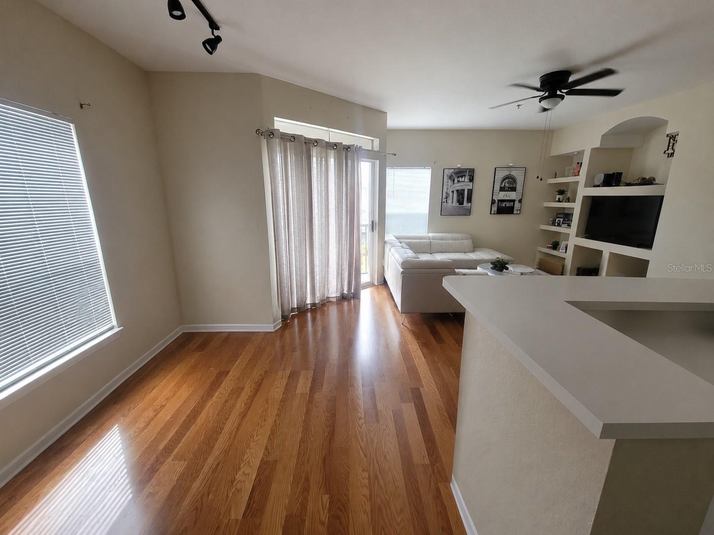 8413 LUCUYA WAY #306 — photo 5