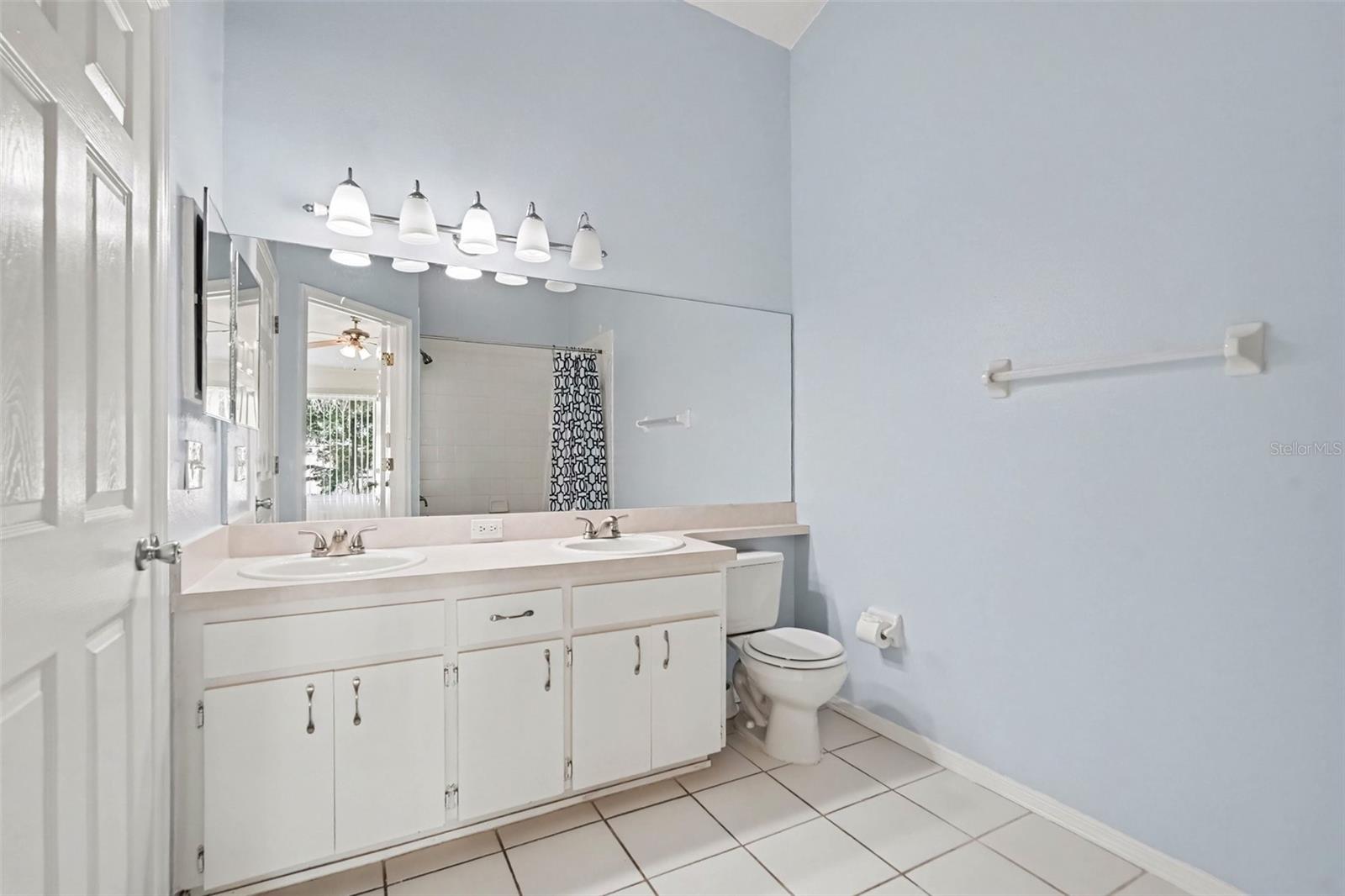 12369 BERKELEY SQUARE DR — photo 14