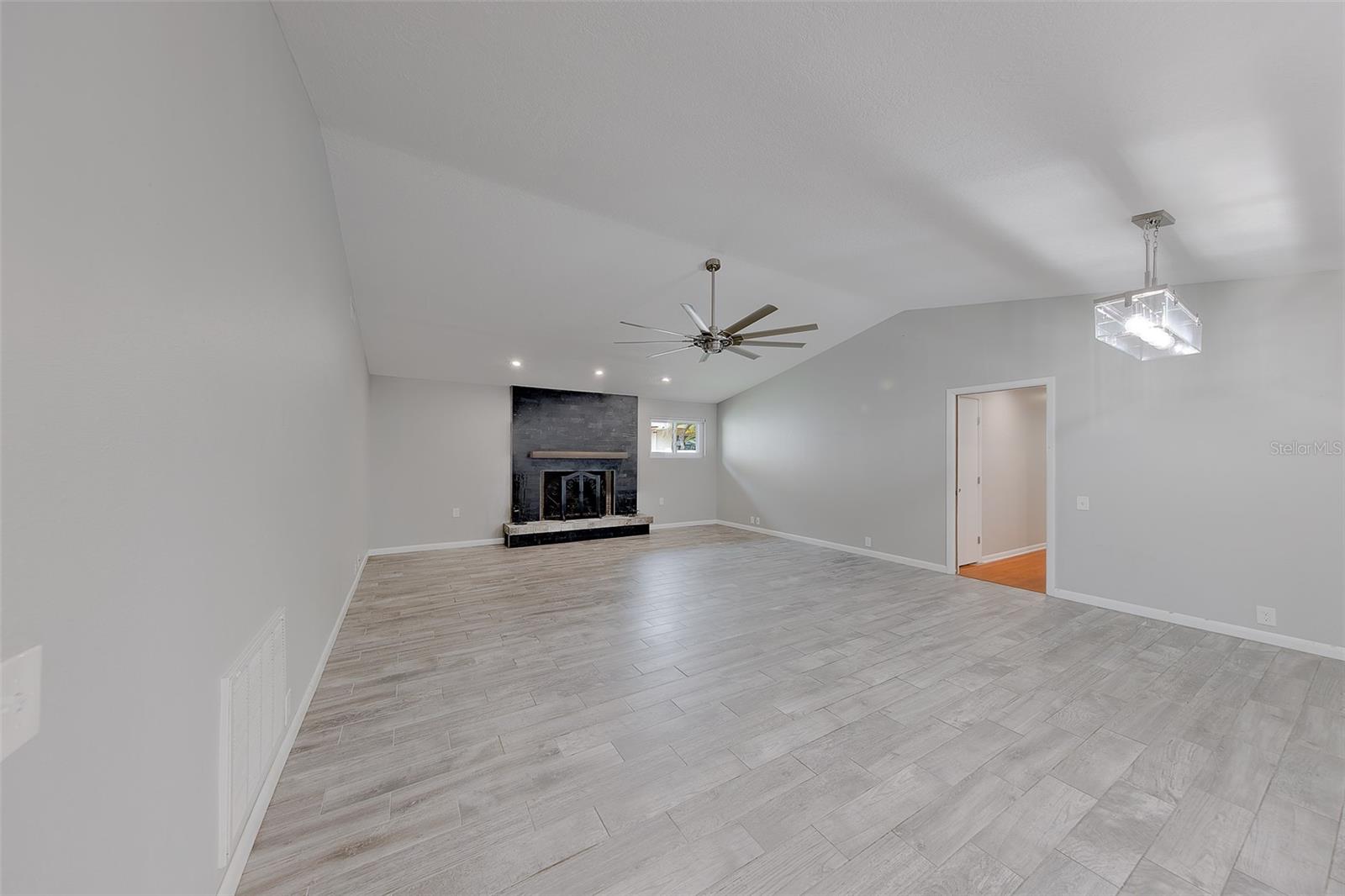 4119 CROSSWATER DR — photo 19