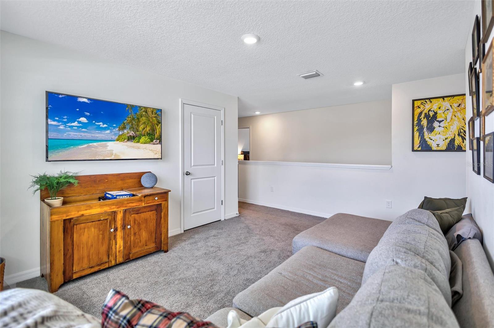 13878 WINEBERRY DR — photo 38