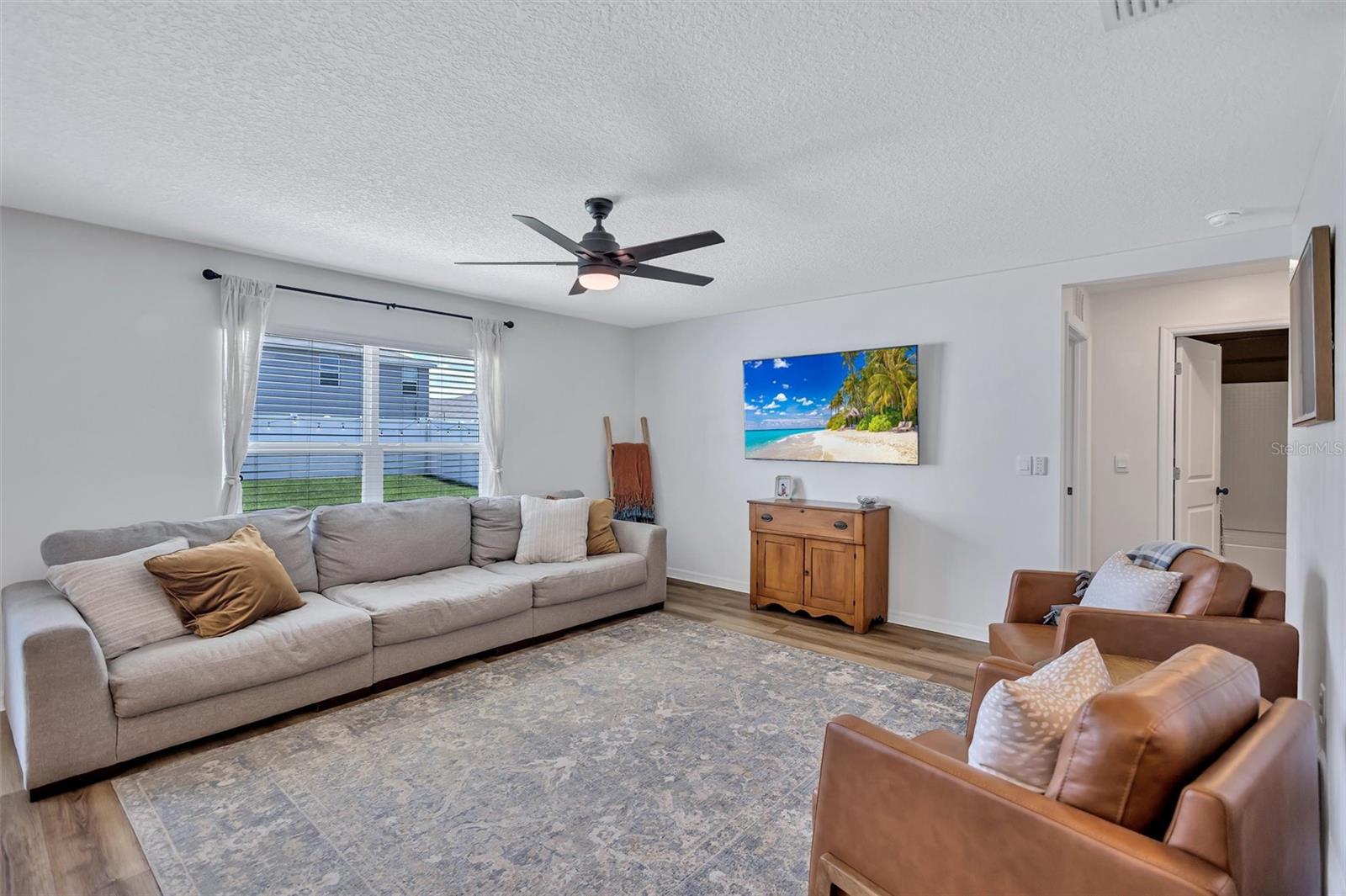 13878 WINEBERRY DR — photo 22