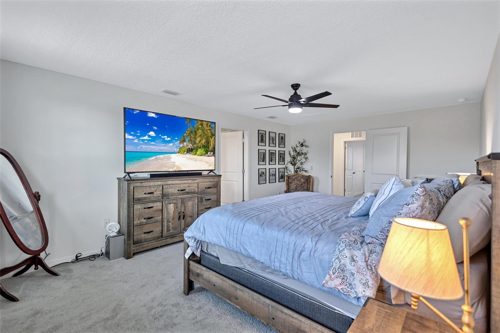 13878 WINEBERRY DR — photo 29