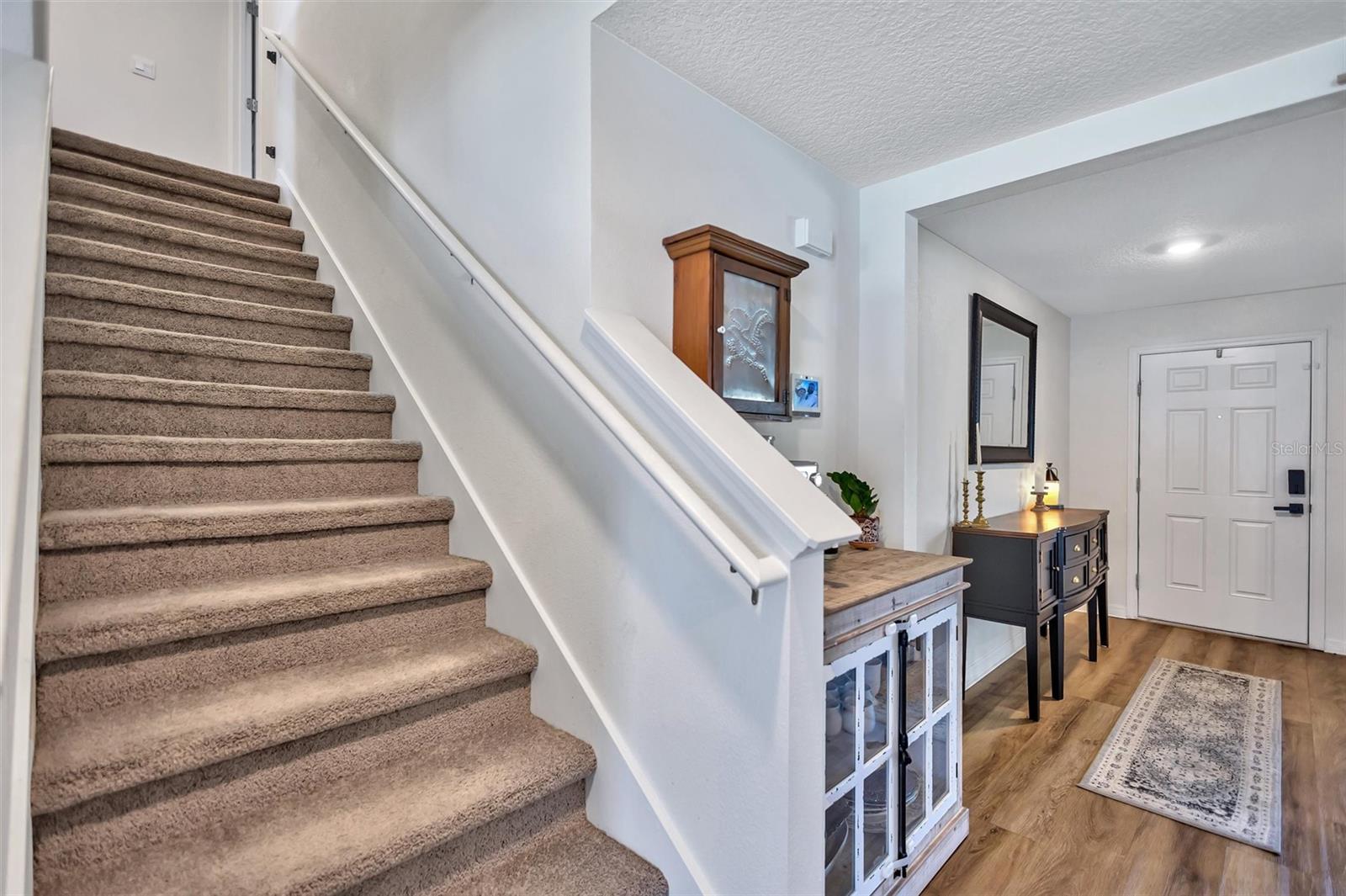 13878 WINEBERRY DR — photo 26