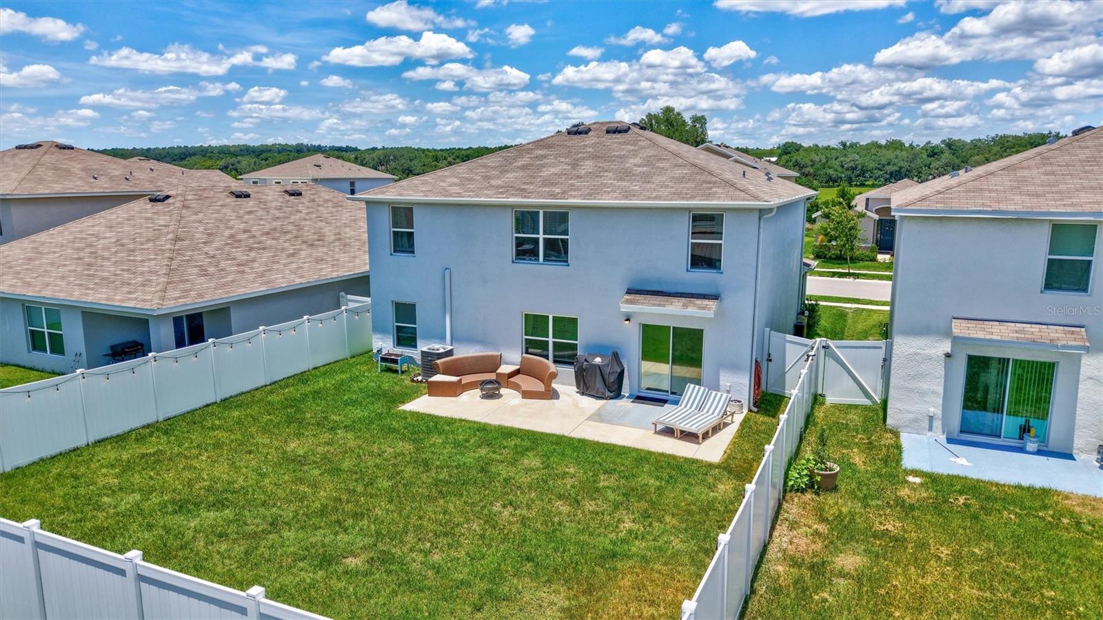 13878 WINEBERRY DR — photo 47