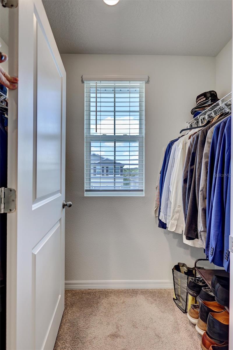 13878 WINEBERRY DR — photo 34