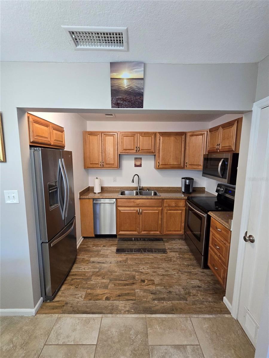 5231 BEACH DR SE #A — photo 9
