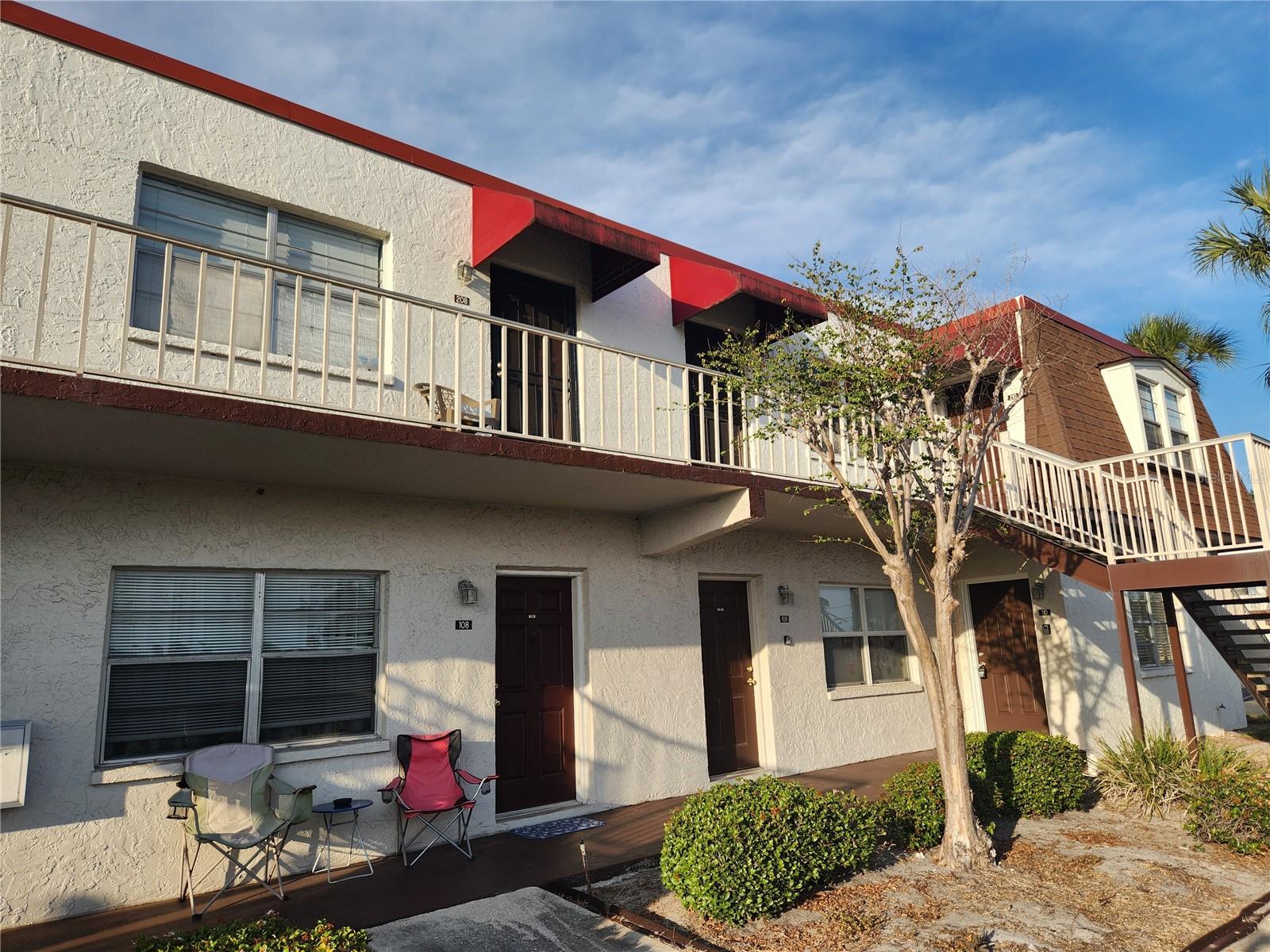 9101 W HILLSBOROUGH AVE #I209 — photo 2