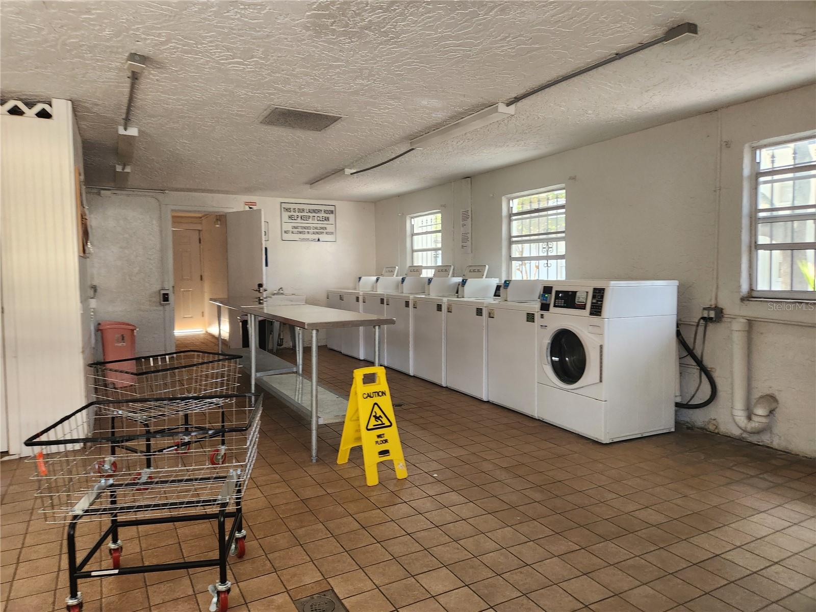 9101 W HILLSBOROUGH AVE #I209 — photo 75