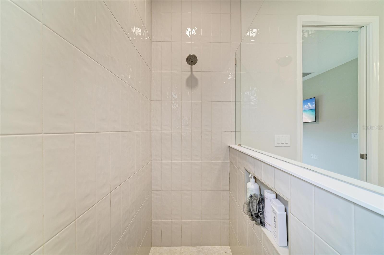 1079 WATERLINE CT — photo 31