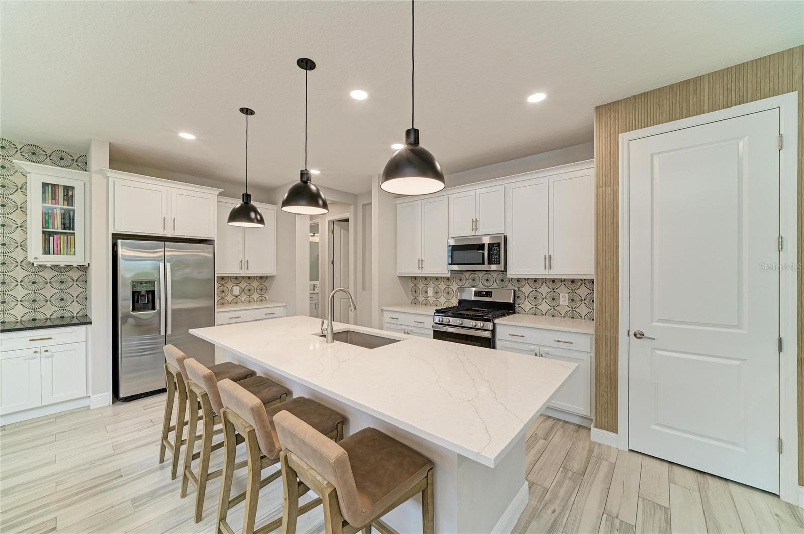 1079 WATERLINE CT — photo 17