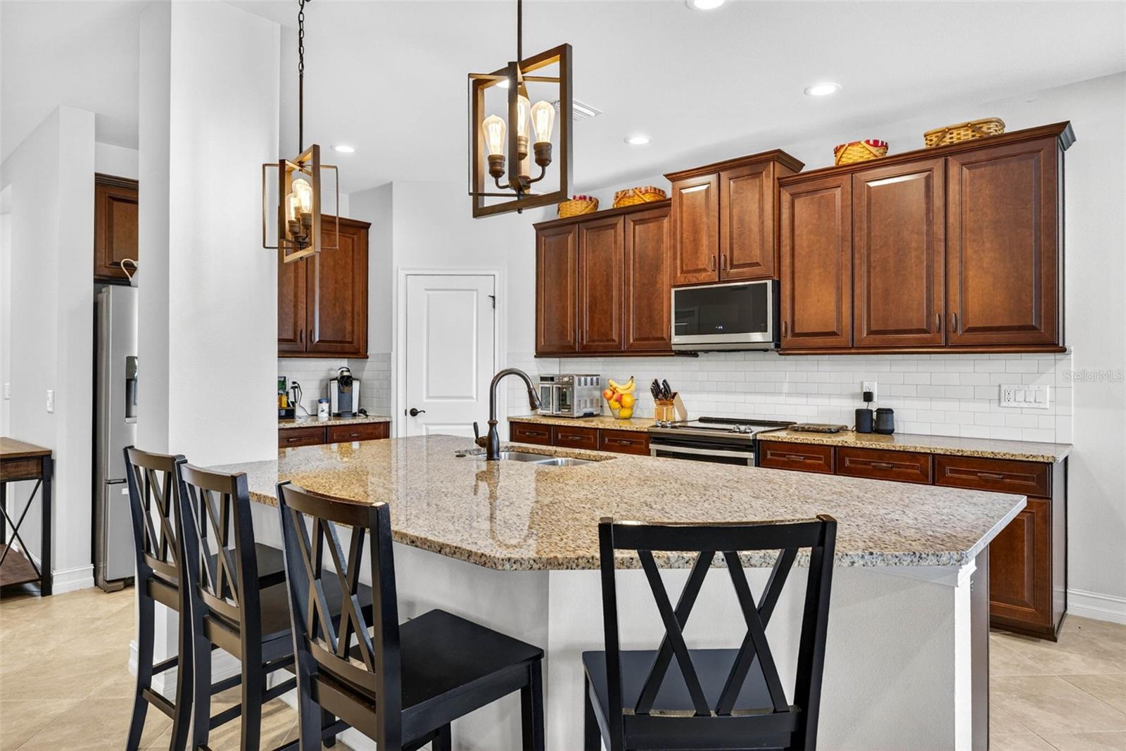 7109 BAY LAUREL CT — photo 20