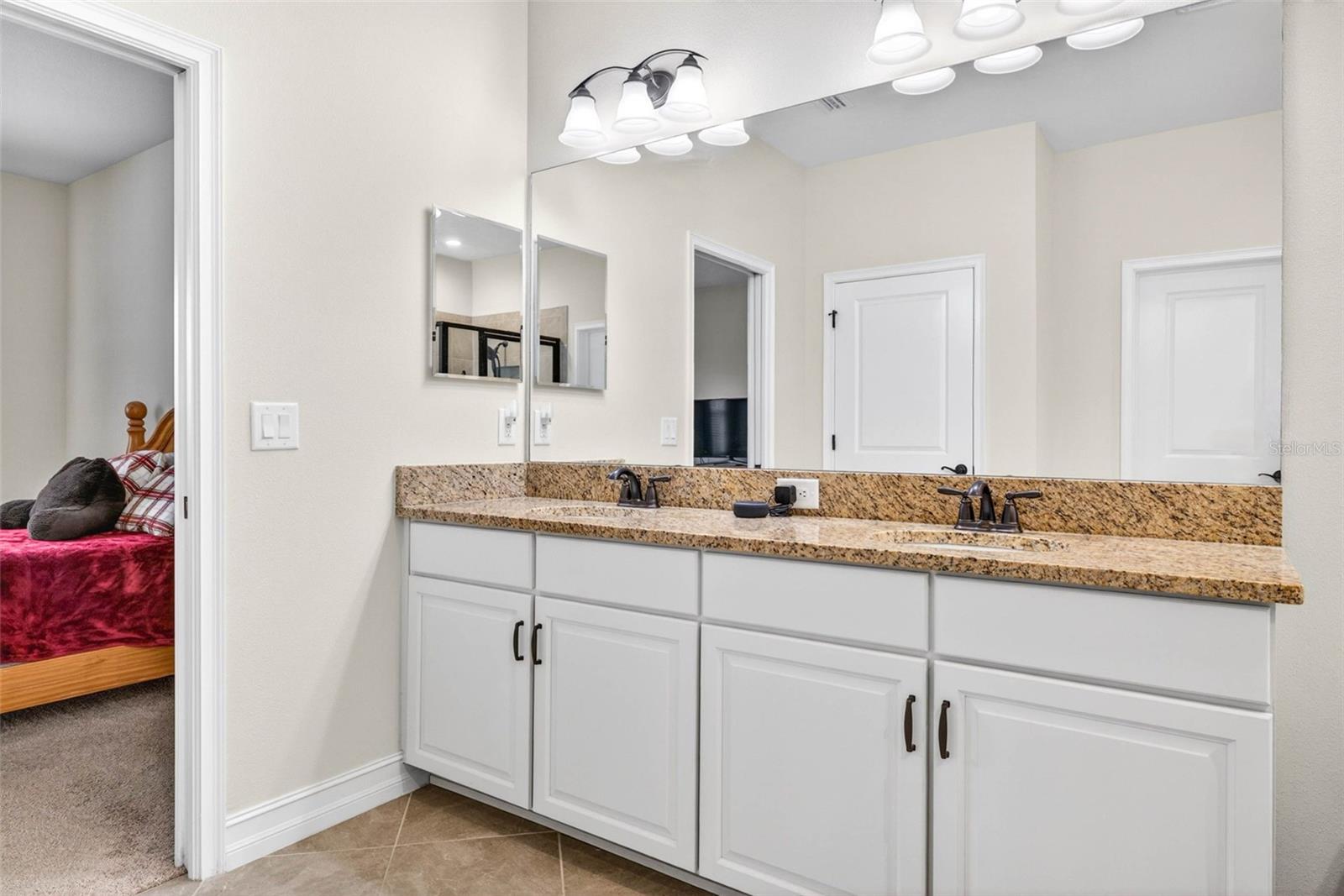 7109 BAY LAUREL CT — photo 32