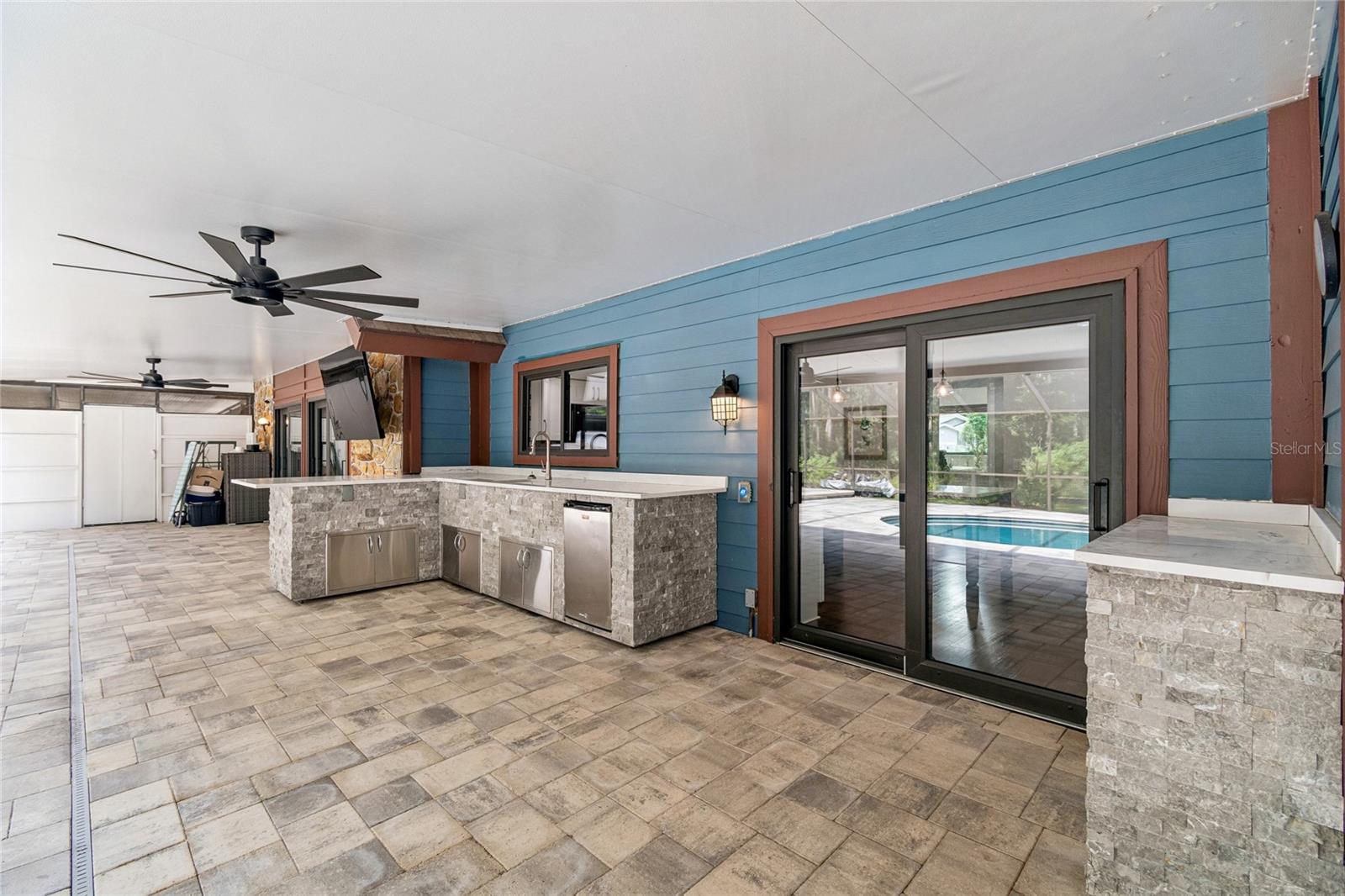 2120 MARQUIS CT — photo 32