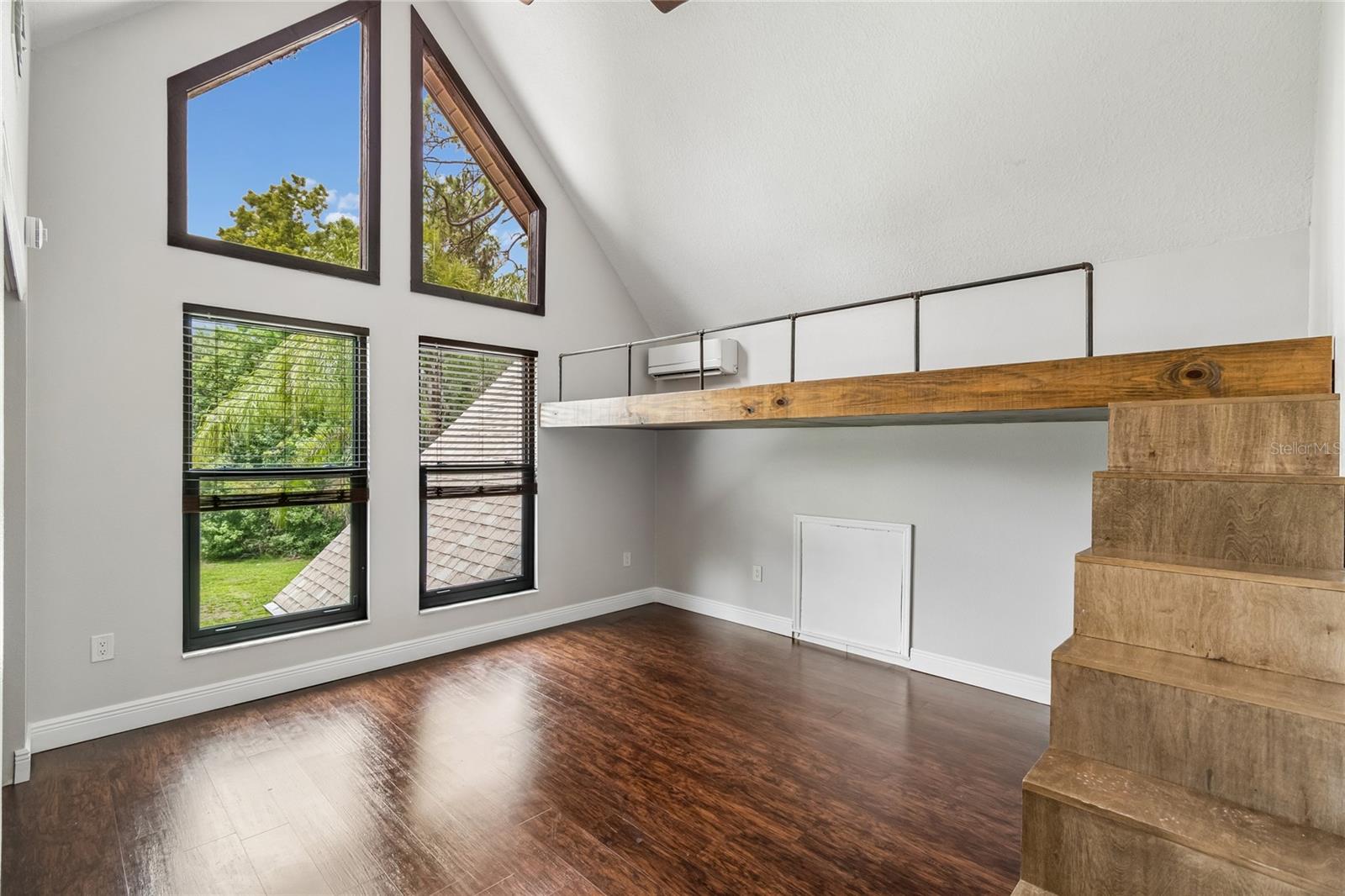 2120 MARQUIS CT — photo 30