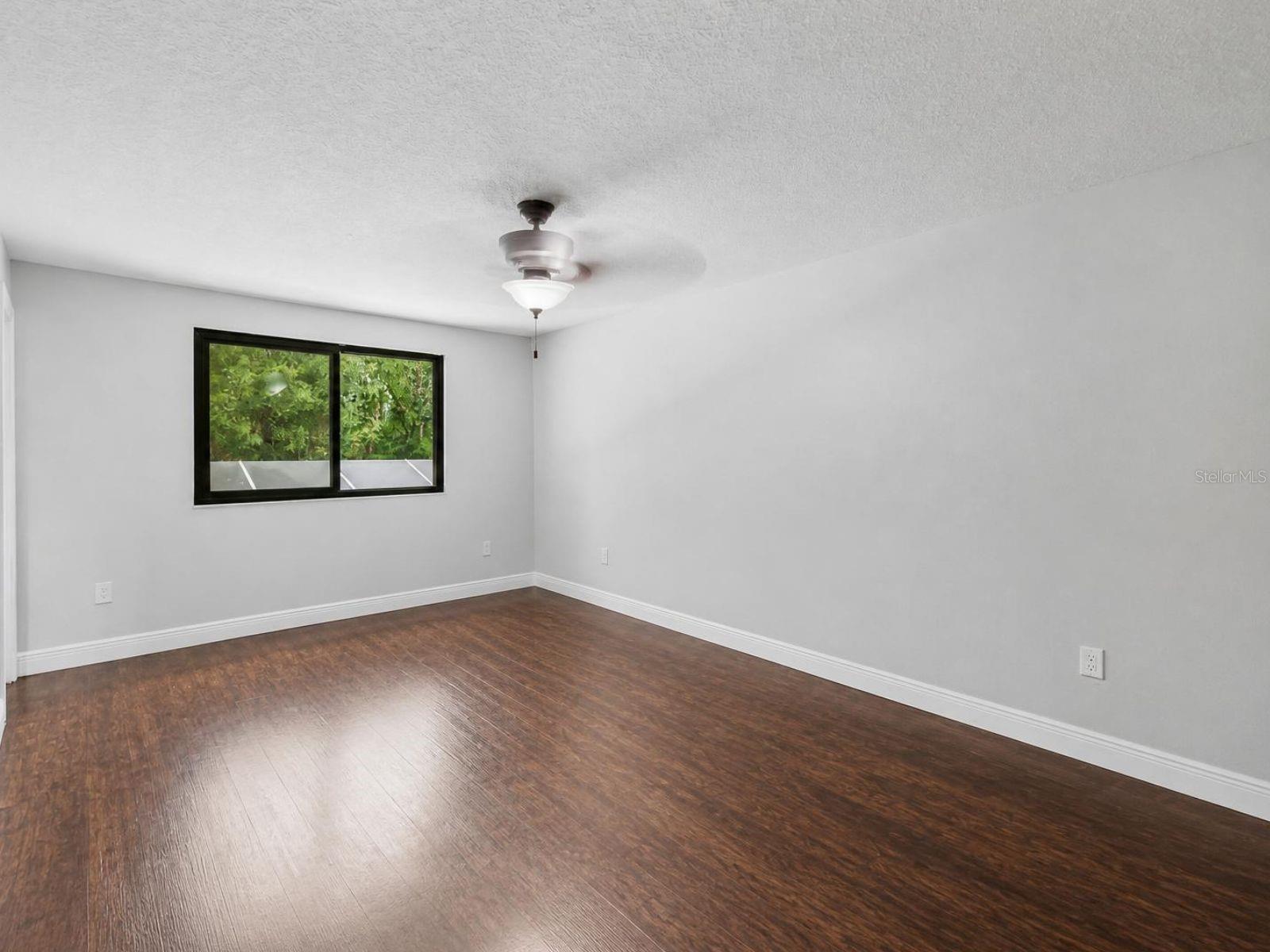 2120 MARQUIS CT — photo 25