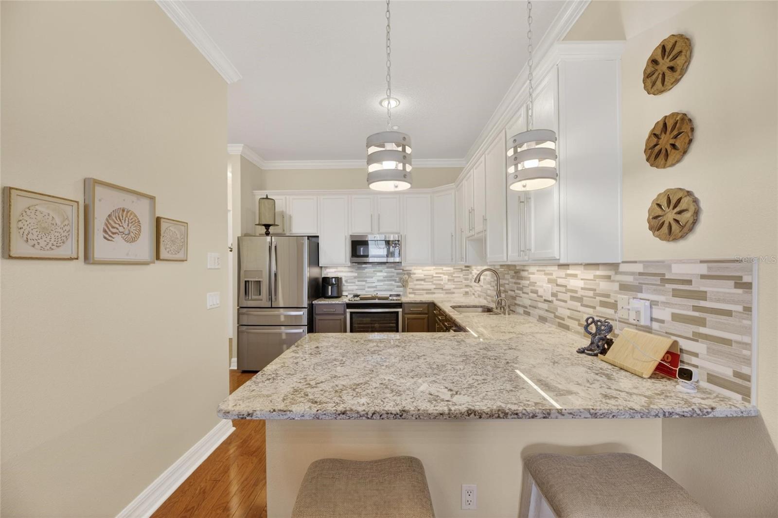 6408 MAYRA SHORES LN — photo 31