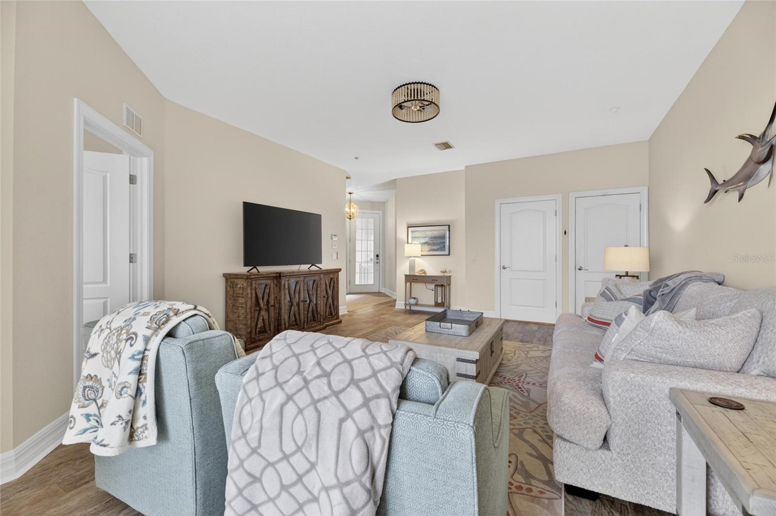 6408 MAYRA SHORES LN — photo 16