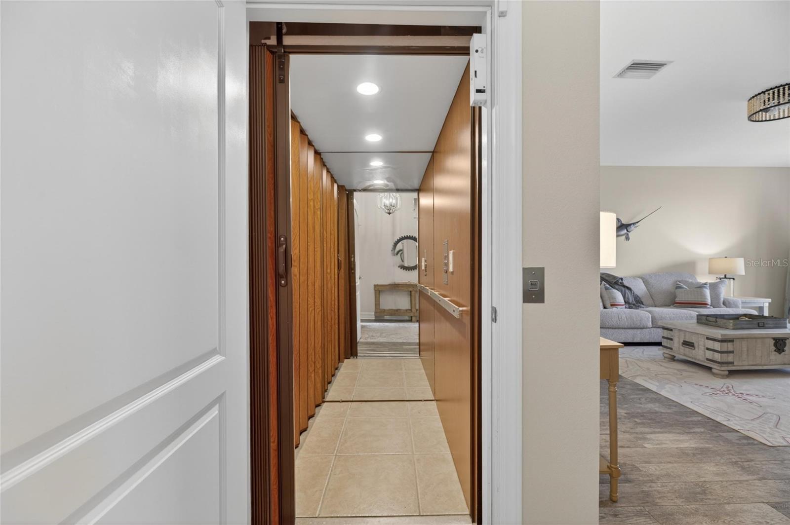 6408 MAYRA SHORES LN — photo 11