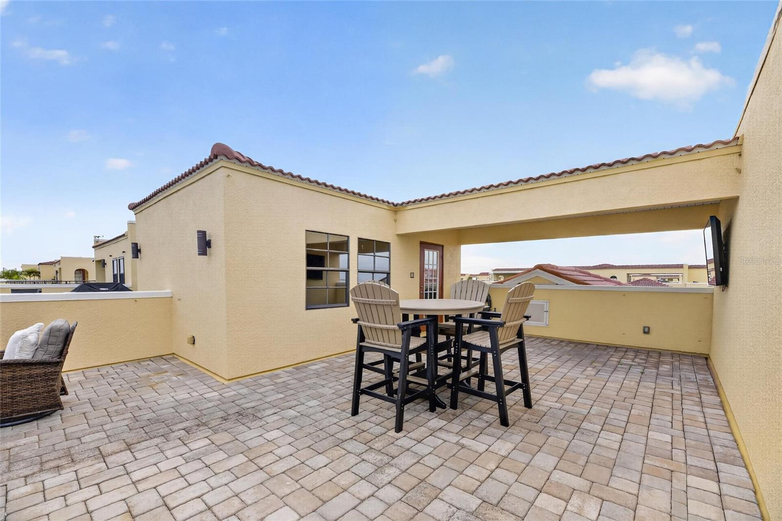 6408 MAYRA SHORES LN — photo 86