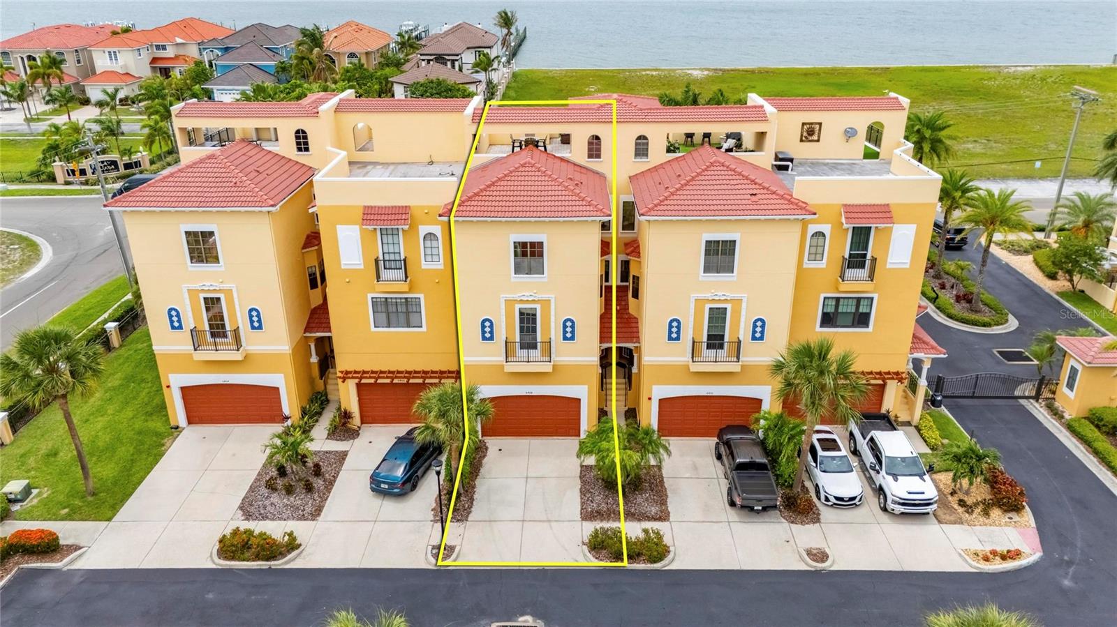 6408 MAYRA SHORES LN — photo 4