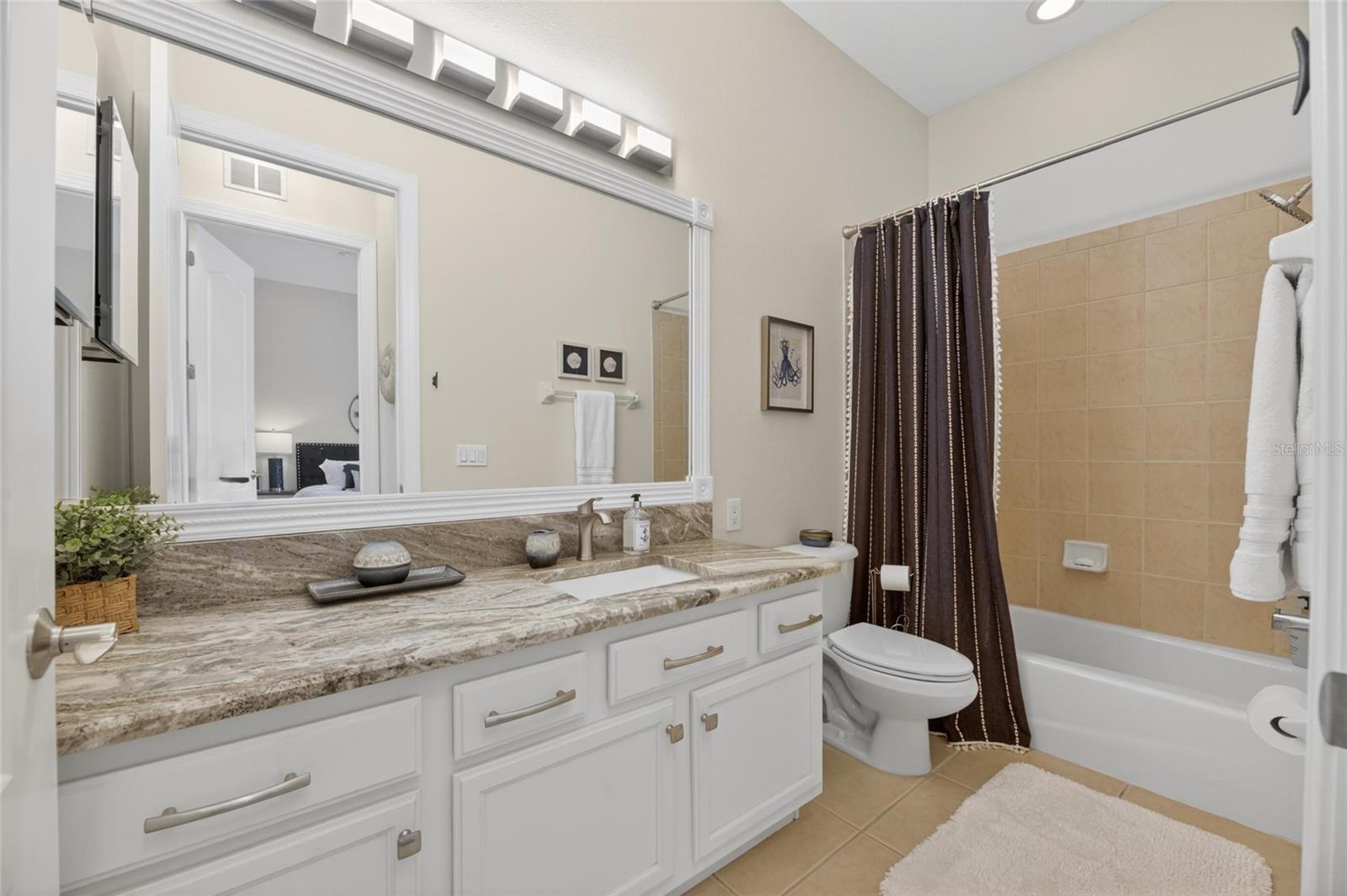6408 MAYRA SHORES LN — photo 55