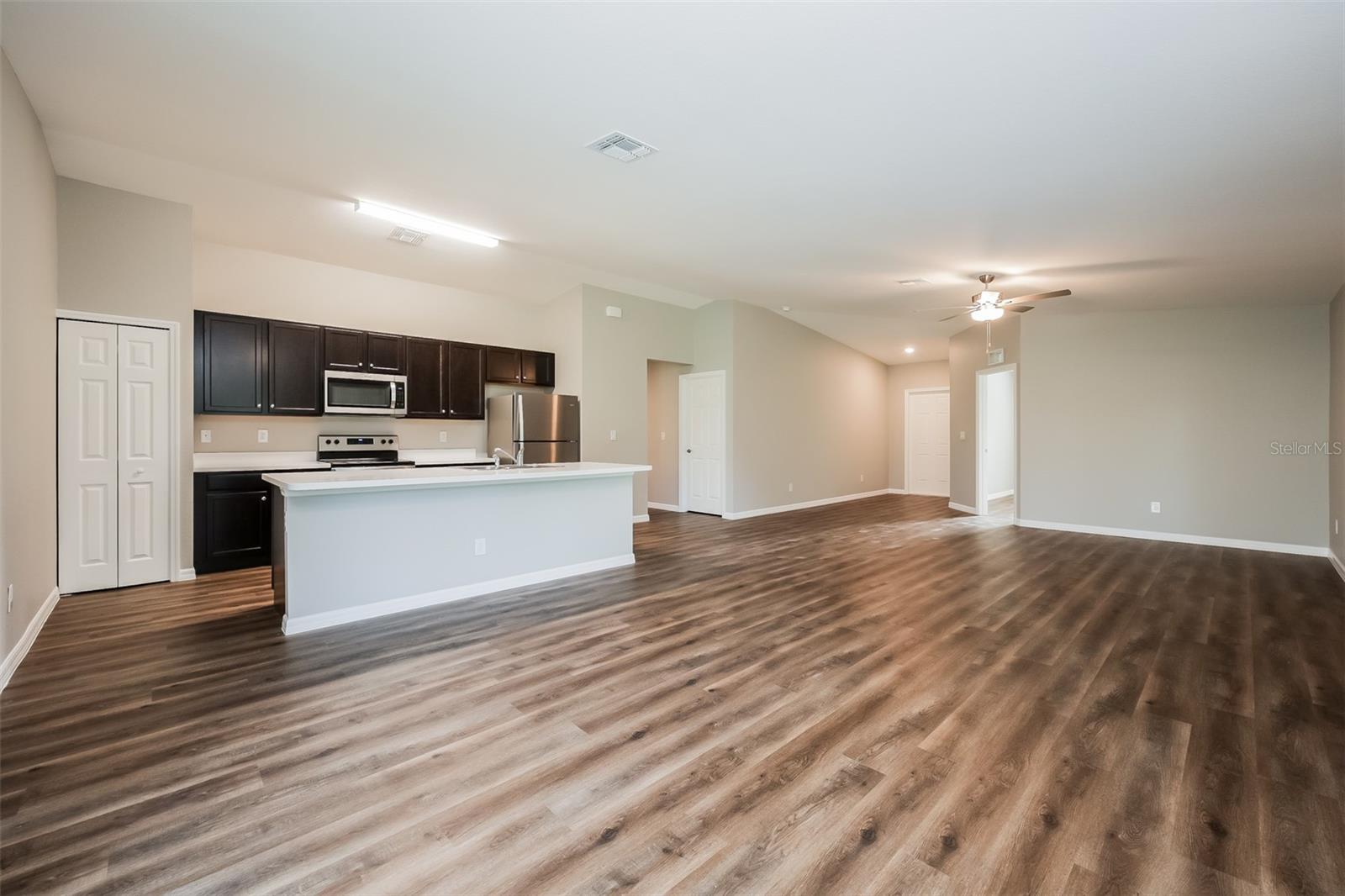 4458 WINDSONG AVE — photo 5