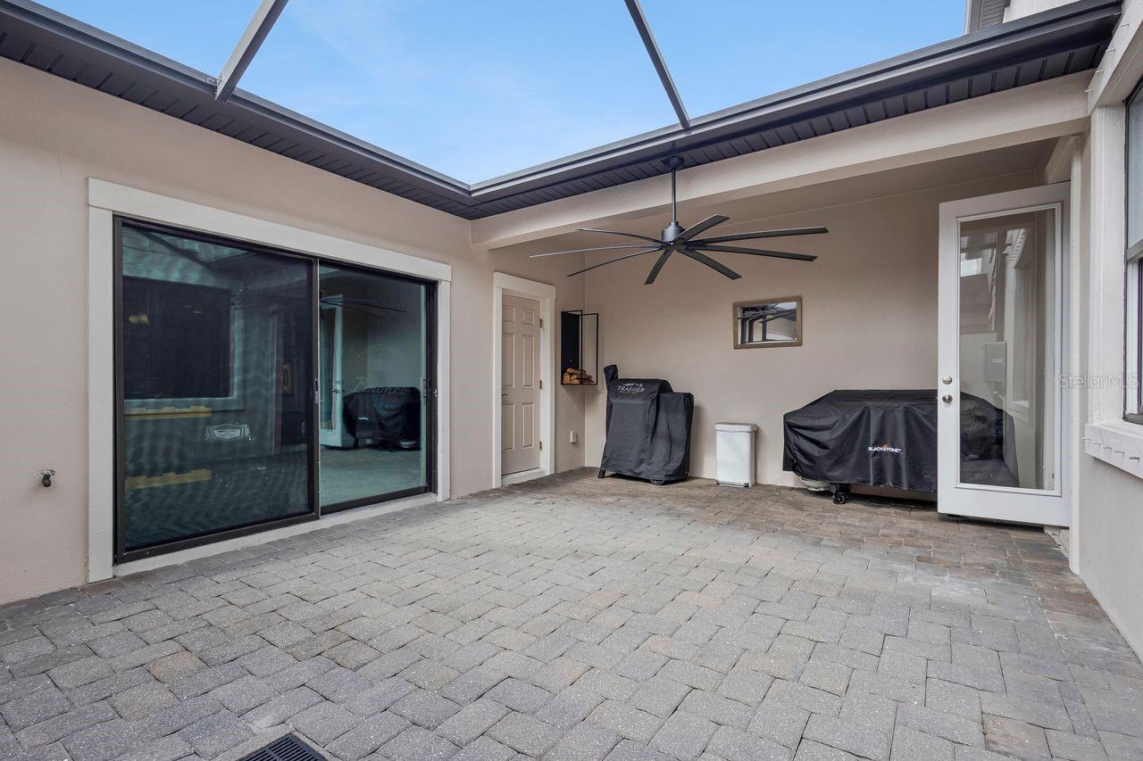 13027 BATTEN LN — photo 34