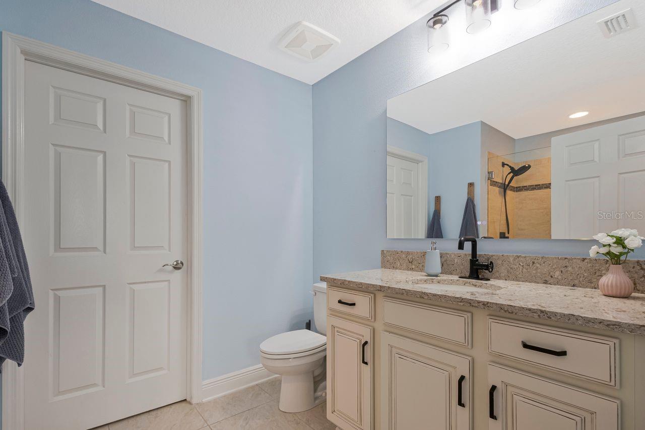 13027 BATTEN LN — photo 22