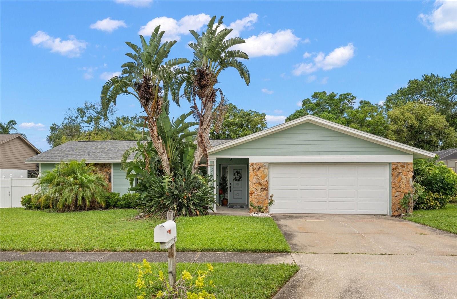 521 MERAVAN DR — photo 29