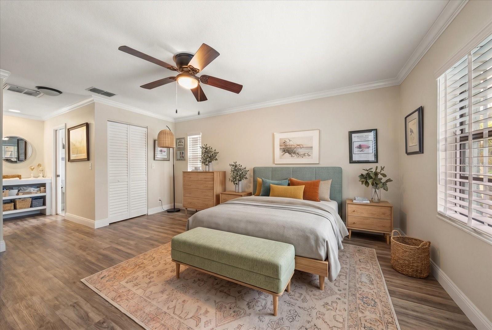 521 MERAVAN DR — photo 8