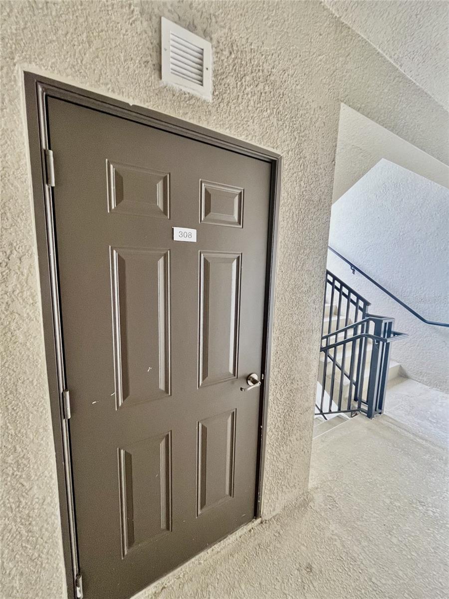 17724 GAWTHROP DR #308 — photo 31