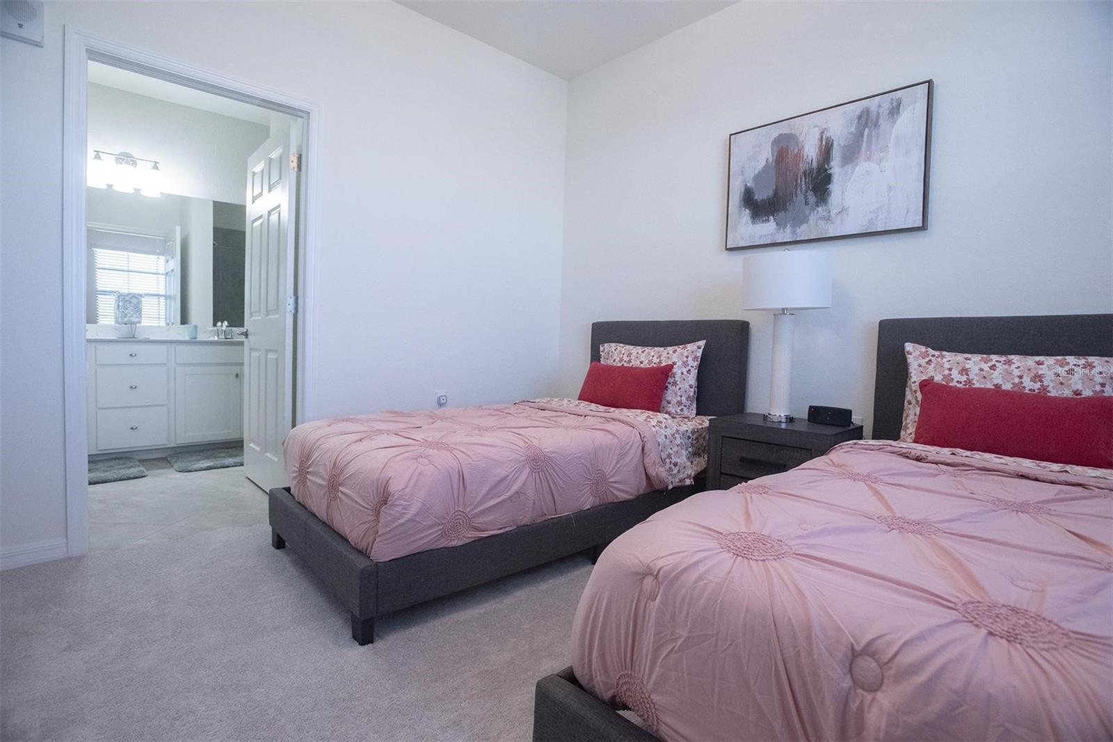 17724 GAWTHROP DR #308 — photo 16