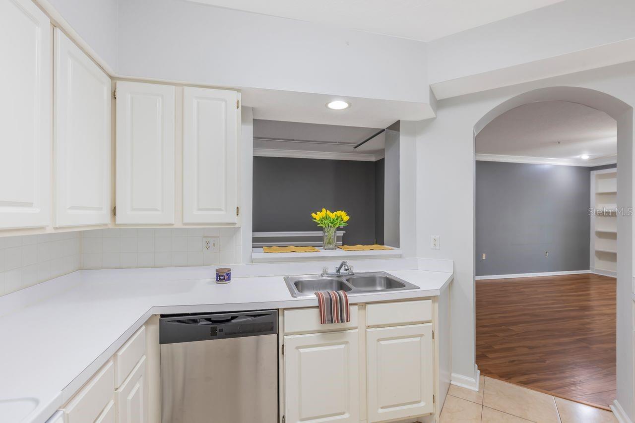 3205 BAY CLUB CIR #3205 — photo 30